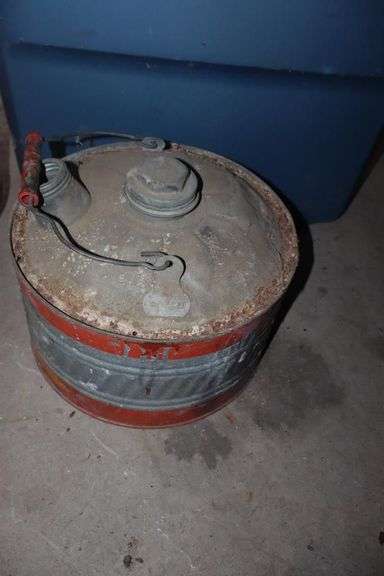 Variety of Gas Containers: Metal Plastic