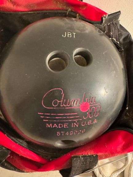 Columbia 300 Bowling Ball with Bowling Bag and Dexter Bowling Shoes