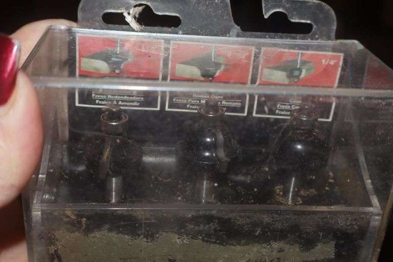Craftsman Router and Box of Additional Bits