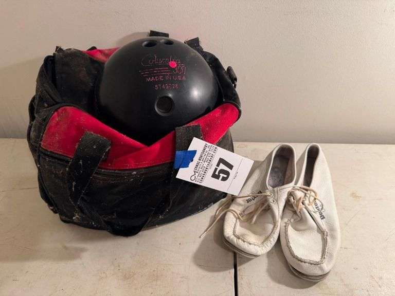 Columbia 300 Bowling Ball with Bowling Bag and Dexter Bowling Shoes