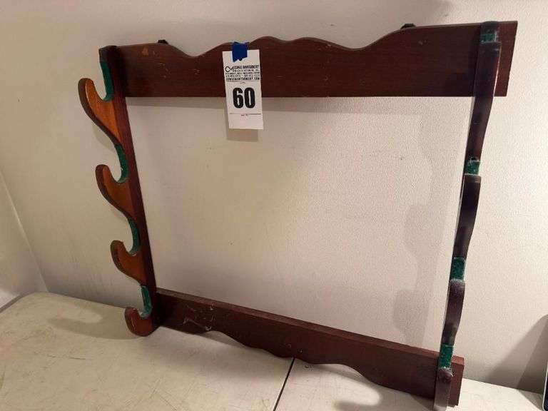 Wooden Wall-Mounted Gun Rack