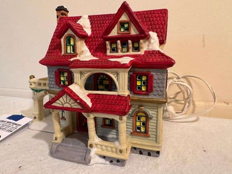 Santa's Workbench Collection Claiborne Estate 1999 Figurine