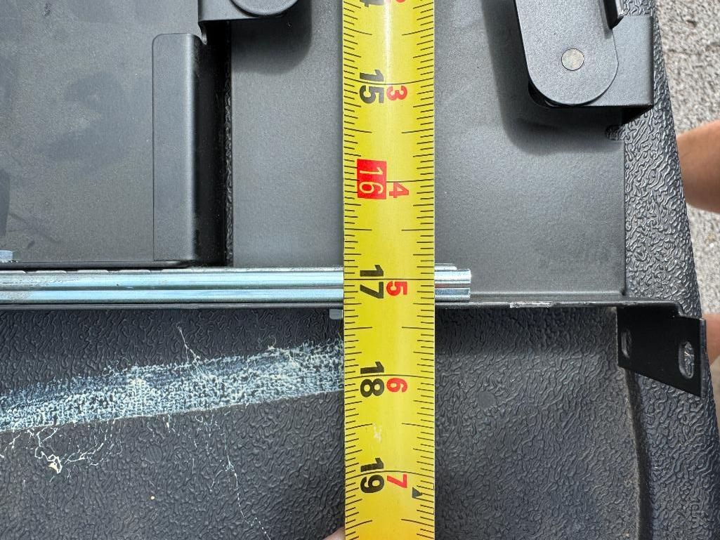 Lot image 3