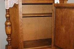 Antique Jacobean Style Carved Hutch/China Cabinet with drawer and inside storage     62.5"x38.25"x17"                 **Buyer bring help to remove