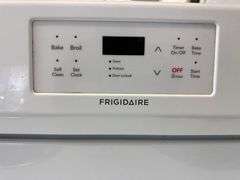 Frigidaire FFEF3016VWF White Electric Range