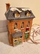 Ceramic Light Up Inn House Decoration