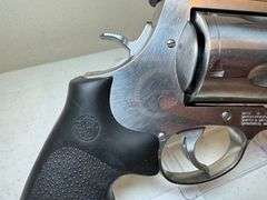Smith & Wesson 500 S&W Magnum Revolver