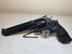 Smith & Wesson Performance Center Model 629 .44 Magnum Revolver