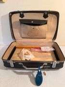 Set of Three Suitcases: Samsonite and American Tourister