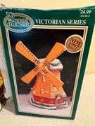 Dickens Collectables Victorian Series Windmill House 1997
