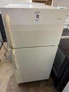 Frigidaire White Top-Freezer Refrigerator