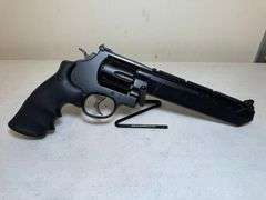 Smith & Wesson Performance Center Model 629 .44 Magnum Revolver