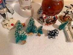 Christmas Decoration Lot: Snow Globes, Figurines, and More