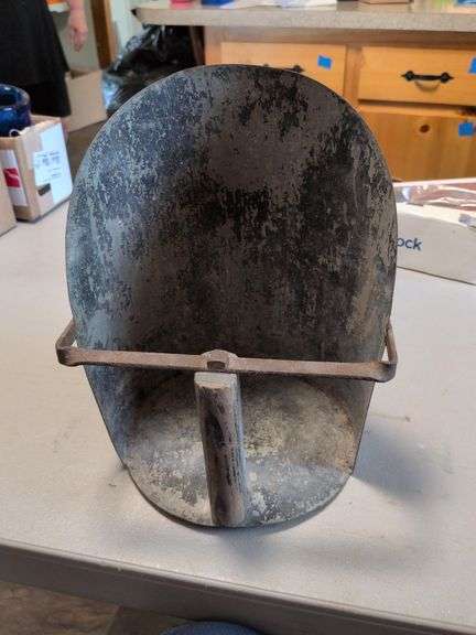 Large Scoop image