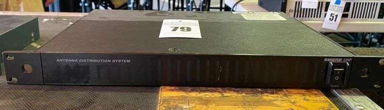 Shure UA845-SWB UHF Antenna Distribution System