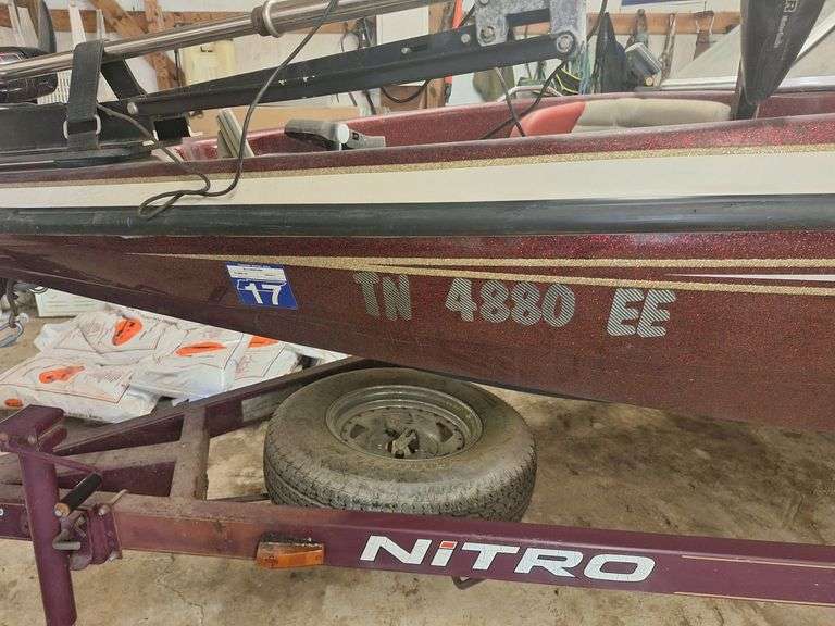Nitro 185 Sport Tracker 120 HP with Trailer (Recently serviced ready to go)- Bill of Sale