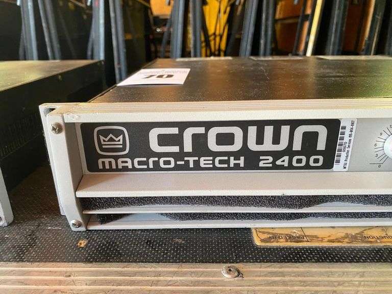 Crown Macro-Tech 2400 Power Amplifier