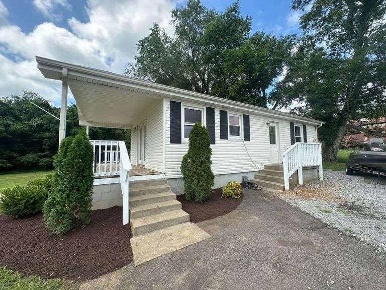 REAL ESTATE: 2039 W. Jefferson Pike, Murfreesboro, TN