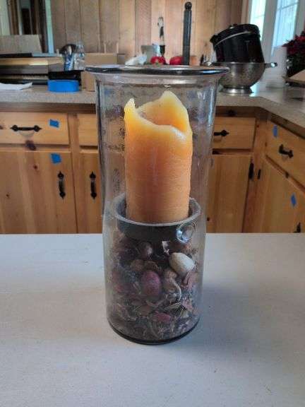 Potpourri Candle Holder image