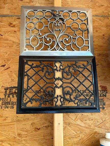 2 Metal Grates