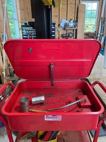 Summit Racing 20 Gallon Parts Washer with Contents