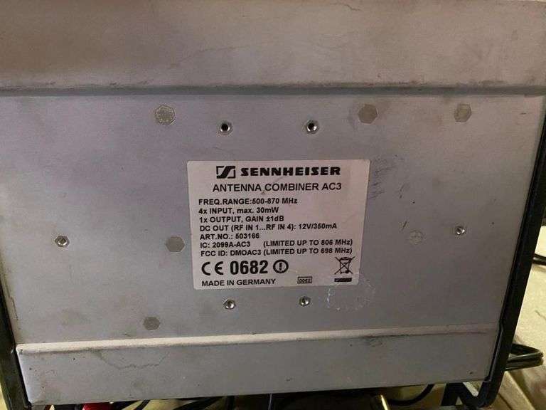 Sennheiser Wireless In-Ear Monitor System with Antenna Combiners - Frequency band 624-668 MHZ