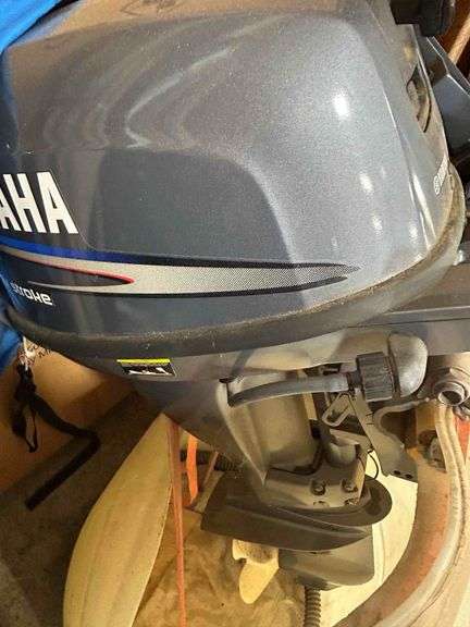Yamaha F-15 Portable Outboard Motor - Two-Cylinder 4-Stroke Engine