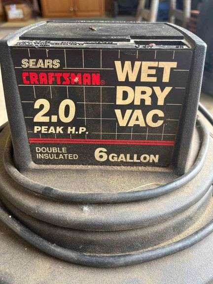 Craftsman 2.0 Peak HP 6 Gallon Wet Dry Vacuum