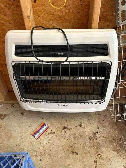 Dyna Glo Wall Heater