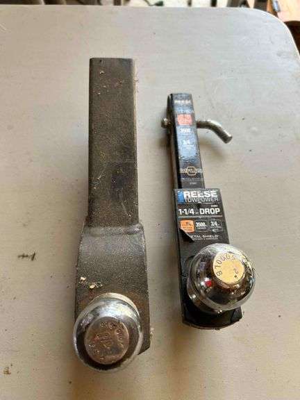 2 Trailer Hitches