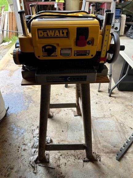 Dewalt 13” Portable Planer on Legs