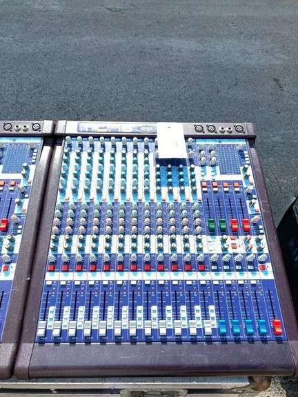 Midas Venice 160 Mixing Console