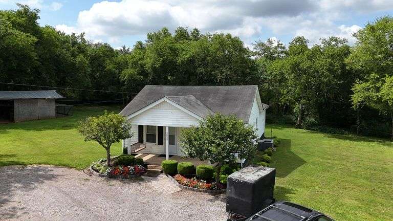 REAL ESTATE: 1827/1851 W. Jefferson Pike, Murfreesboro, TN