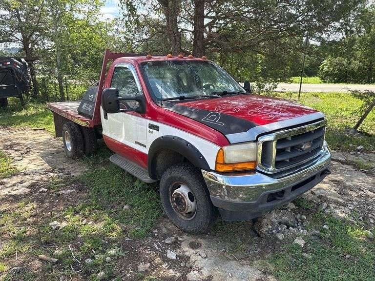 2001 Ford F-350 Super Duty 4x4 Flatbed- 7.3 L Powerstroke Motor, 4x4, Truck has a New Jasper Motor, 288,616 miles image