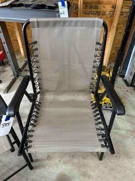 2 Outdoor Folding Mesh Chairs
