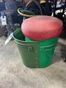 Seated Bucket