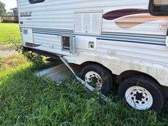 Jayco Eagle 263 Fifth Wheel Camper- 28ft with 1 slide, Needs TLC- Bill of Sale
