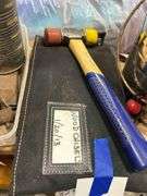 Hammer And Dewalt Wood Chisels