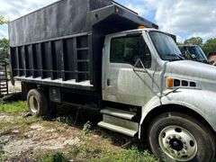 2004 Sterling Acterra Chipper Truck- Needs Transmission Module, Runs but does not move- Has Title