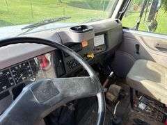 1998 International Navistar 4700 DT 466E- Dump Bed with Removeable Top, 62,831 Miles . Model 4700 4X2- Has Title