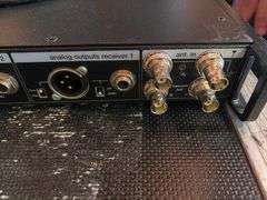 Shure AXT400 Axient Wireless Dual Receiver