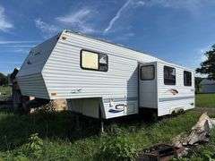 Jayco Eagle 263 Fifth Wheel Camper- 28ft with 1 slide, Needs TLC- Bill of Sale