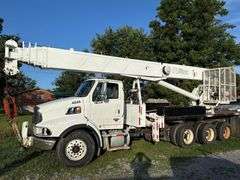 Sterling Crane Truck L9500 Series, 38 ton, Main Boom 127 ft, 44,436 miles, 475hrs- Has Title