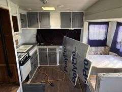 Jayco Eagle 263 Fifth Wheel Camper- 28ft with 1 slide, Needs TLC- Bill of Sale
