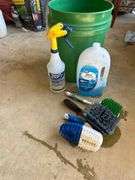 Car Wash Bucket with Accessories