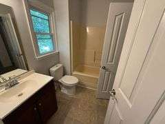 REAL ESTATE: 1127 SE Broad St, Murfreesboro, TN