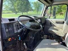 1998 International Navistar 4700 DT 466E- Dump Bed with Removeable Top, 62,831 Miles . Model 4700 4X2- Has Title