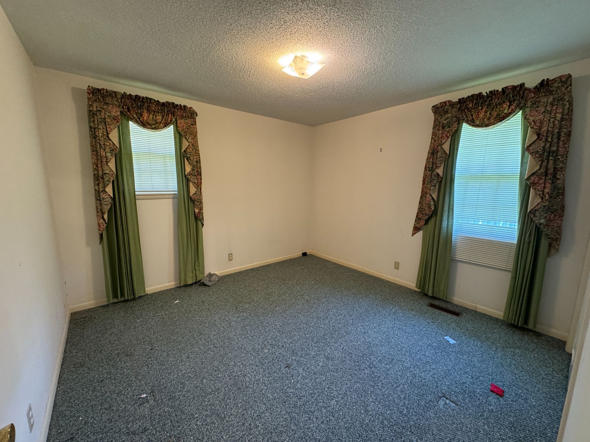 Lot image 12