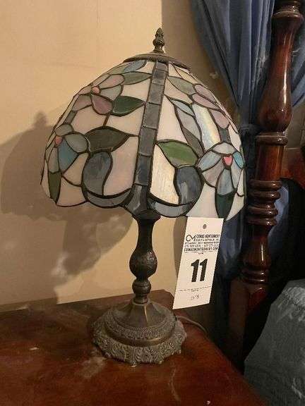 Stained Glass Style Table Lamp image