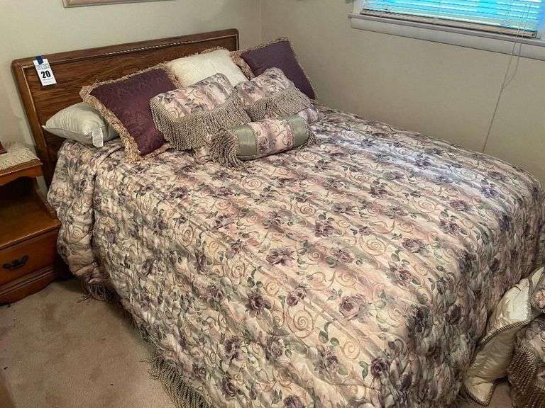 Full Size Bed with Headboard, Floral Bedding, and Pillows image
